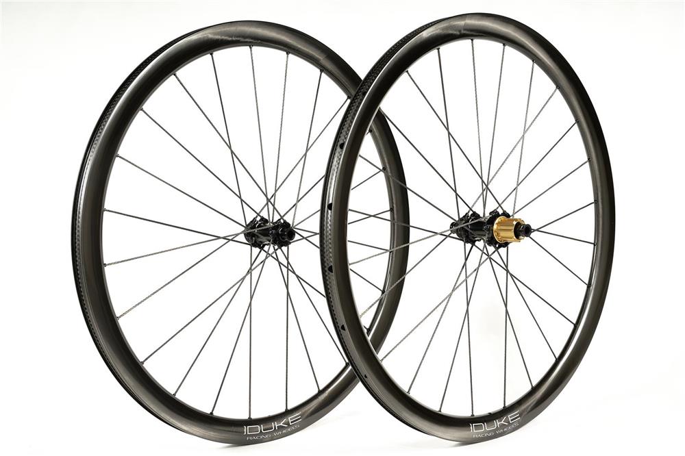 DUKE-Baccara-36C-Ultra-NONPlus-GRVL-BS-Campa 3.jpg